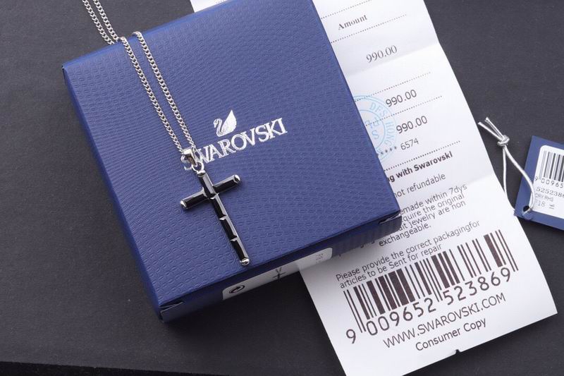 Swarovski Necklace 03lyr82